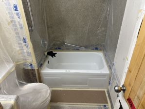 Bathtub Resurfacing in Seattle, WA (2)