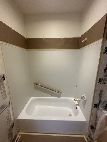 Bathtub Resurfacing in Everett, WA (1)